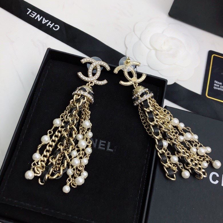 Ch**el earrings